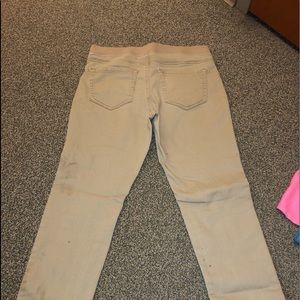 Carpet Khaki pants
